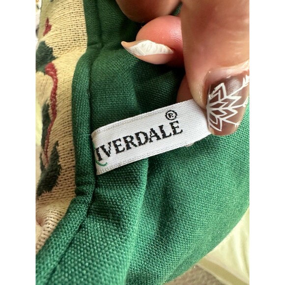 Vintage Riverdale O Christmas Tree Music Tapestry Decorative Accent Pillow - Picture 4 of 5